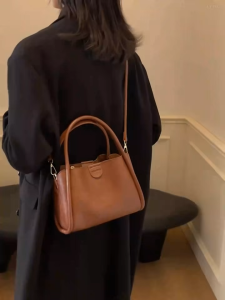 Grosirready 2676 tas selempang wanita  tas wanita tas import Tas Slingbag Wanita Tas Bahu Wanita