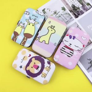 Bộ bấm móng 7 món đa năng kèm hộp hoạt hình cute