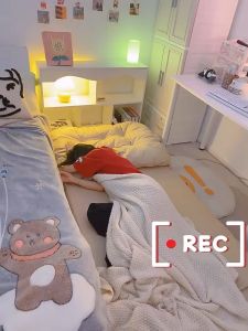 F&G Sofa Malas: 5 Penyesuaian Gigi 818