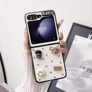 Hardcase Samsung Galaxy Z Flip 6 5G 2024 With Cute 3D BEAR Phone Case For Samsung Galaxy Z Flip 6