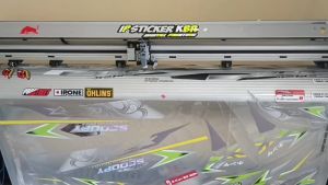 BEAT KARBU 2008 (COD) STIKER STRIPING MOTOR HONDA BEAT CARBU - STIKER LIST GRAFIK SIMPLE WARNA VARIASI DESAIN RACING HOLOGRAM DAN TRANSPARAN BISA COD IP.KODE R-190