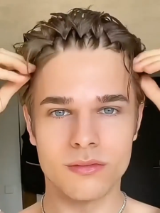 ที่คาดผมทรงเรียบง่ายสำหรับผู้ชาย สไตล์สปอร์ต สวมใส่สบาย เหมาะสำหรับใส่ไปกลางแจ้ง หรือสามารถนำมาใช้ล้างหน้าได้