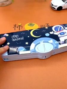 Estation - Tempat Pensil Multifungsi Motif Unicorn / Dinosaurus / Astronot Untuk Anak Kartun Lapisan