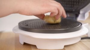 SONIFER Dutch Waffle Maker Alat Pembuat Stroopwafels / Es Cone / Semprong SF-6034