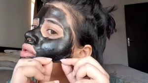 (BUY 1 TAKE 2) FDA Bamboo Charcoal Blackhead Removing Salar Type Facial Mask Nasal Mask Stick Cleaning Oil Control Instant Pore Shrinkage Salicylic Acid Deep Cleansing Nose Blackhead Mask Deep Cleaning and Shrinking Pore Facial Mask