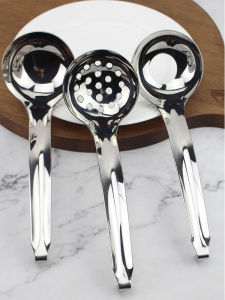 Commercial Grade Stainless Steel 304 Short Handled Soup Spoon with Hook for Restaurant Kitchen Cooking Utensils Wall Mounted