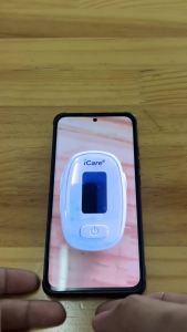 iCare OX005 Fingertip Pulse Oximeter with Spo2 and Pulse Rate Reading For Ages 1 years old and Up