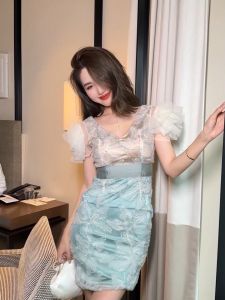 ZYHT Đầm phương Tây khoe eo thon cổ chữ v Mảnh mai đầm dự tiệc sang trọng trẻ trung 20339