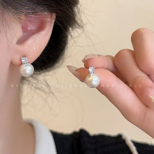 Elegant Pearl Stud Earrings Womens Fashion Luxury Minimalist Geometric Pattern Korean Style Fresh out New Jewelry Accessories