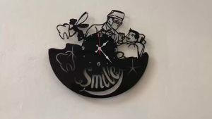 Đồng hồ trang trí nghệ thuật dành riêng cho trung tâm nha khoa: Tô điểm nụ cười nâng tầm không gian!