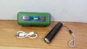 Đèn pin sạc siêu sáng H352 3 cấp độ