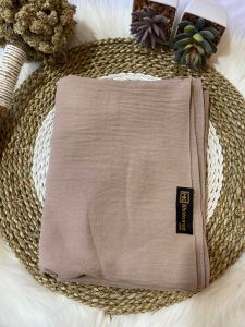 Rafaeyza Pasmina Jumbo Crinkle Airflow Motif Plain Warna Solid Ukuran Besar untuk Syari