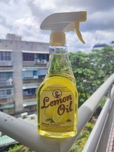 nước lau sạch và bóng đồ gỗ nội ngoại thất hương chanh Lemon Oil Spray Furniture Polish 473ml