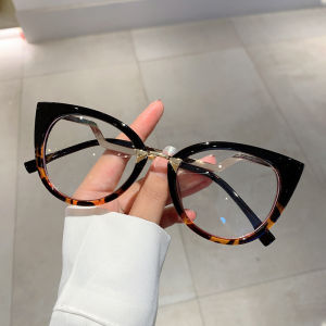 KAMMPT Oversized Cat Eye Glasses Frame Stylish Vintage Round Women Eyeglasses 2023 Trendy New Non-prescription Optical Eyewear