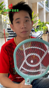 Vợt Muỗi Nanoco NMR102B/ NMR102BE Chất liệu nhựa ABS cao cấp Khung lưới bảo vệ 3 lớp - STM