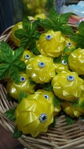 ริบบิ้นโปรยทานใช้สำหรับงานบุญงานบวชงานกฐินและงานต่างๆค่ะ 1 ถุงบรรจุ 50 เหรียญใส่เหรียญพร้อมนะคะ