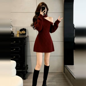 Ge·an·fei | Đầm A-Line Knit Đỏ Quai Ngang