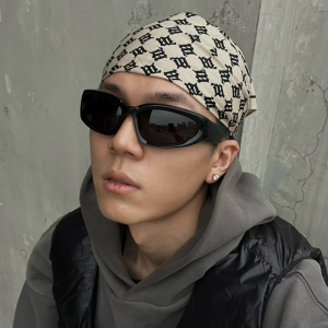 New 2025 Black Sports Sunglasses Mens Outdoor UV Protection Fashionable Riding Windproof Polarized Rectangle Frame Glasses