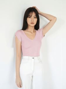 Áo Thun Tay Ngắn Cổ Chữ V Màu Hồng Mùa Xuân Hè Cho Nữ Chất Liệu Lụa Băng Dáng Ôm Phong Cách Hàn Quốc Chất Lượng Cao Cấp