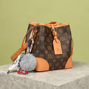 Trendy Womens Bucket Bag Luxury Leather Crossbody Bag Floral Print Soft Structure Single Shoulder Strap for Youth Party Use