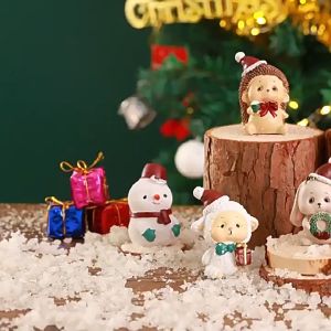 Christmas ornaments micro landscape cute cartoon Santa Claus Christmas tree Christmas gifts