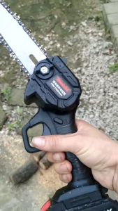 Máy Cưa Xích Điện Mini 6 Inch 3000W Kèm Pin cưa Gỗ Tỉa Cưa Một Tay Khai Thác Vườn Dụng Cụ Điện