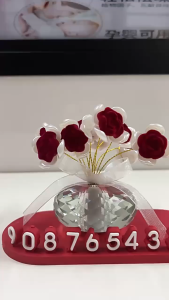 Pajangan Mobil Bunga Mawar Miniatur untuk Dashboard - Aksesoris Mobil / Shiyan