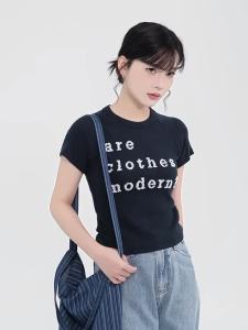 Áo Blouse Ngắn Phù Hợp Người Nhỏ Gọn