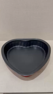 [BRAND NEW] Non-Stick Heart Shaped Cake Pan 27cm  Large Carbon Steel Baking Mold Tin