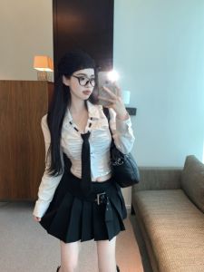 Korean College Style Spicy Girl Design Pleated Slim Shirt with Tie High Waist Pleated Mini Skirt Set Autumn Season Womens Fashion