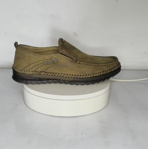 Prelesty Sepatu Loafer Pria Elegan Casual Santai Lentur Empuk Kulit  Pantofel Slip On Tanpa Tali Anti Slip Keren Kekinian 427