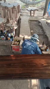 แผ่นไม้ หนา 5 ซม (2 นิ้ว) ไม้แผ่นเดียว เน้นตามลาายไม้และรูปทรงธรรมชาติ ไม้เนื้อแข็ง ท็อปไม้ นำไปใช้เป็นท้อปโต๊ะ เก้าอี้ ม้านั่ง