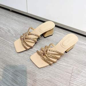 Gót 5phân quai dây xoàn chéo cực sang HOT của năm