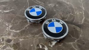 01 chiếc Logo chụp mâm ốp lazang bánh xe ô tô BMW60 đường kính 60mm