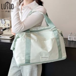 กระเป๋าเดินทางแบบพกพาสำหรับผู้หญิง น้ำหนักเบา ความจุขนาดใหญ่ กระเป๋าถือสำหรับใส่เสื้อผ้าในห้องน้ำ กระเป๋าใส่เสื้อผ้าสำหรับนักเรียนในหอพัก