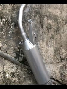 400ml สีสเปรย์ทนความร้อนสูง สีทนความร้อนดำ สีสเปรย์ทนความร้อนสูง สีสเปรย์พ่นเครื่องยนต์พ่นปั๊มเบรค ทนอุณหภูมิสูง 800 องศา รถจักรยานยนต์ท่อไอเสียสเปรย์สีสเปรย์ป้อง สีสเปรย์ทนอุณหภูมิสูงสำหรับท่อไอเสีย