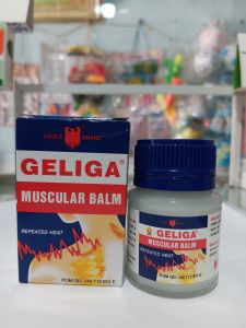 Dầu cù là lửa EAGLE BRAND hiệu chim Ưng Giải pháp cho mọi cơn đau.