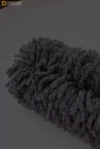 Chổi tròn lau bụi sử dụng sợi quang dầu Polime tổng hợp cao cấp có cán dài bằng kim loại cây quét dùng để dọn vệ sinh nội thất cho xe hơi xe ô tô xe tải cũng như bàn ghế sofa trong không gian gia đình