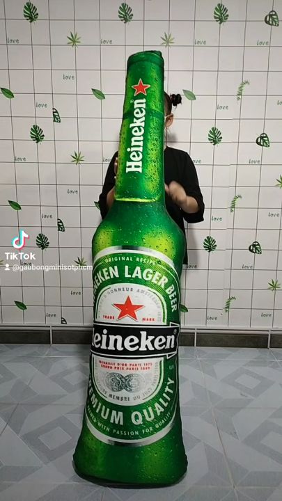 GẤU BÔNG CHAI BIA KHỔNG LỒ GỐI ÔM DÀI HÌNH CHAI BIA HENIKEN CAO CẤP MẪU MỚI