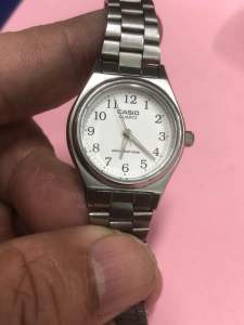 Đồng hồ nữ nhỏ size 24mm. Ca$io. Si Nhật tuyển. hàng 2hand.