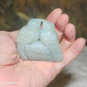Type A Jadeite light green two magpies (double happiness) Jade handheld decor display (with certificate)