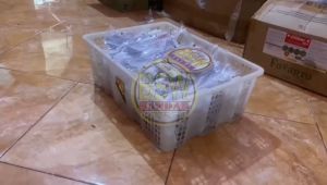 ( isi 50 pcs ) Souvenir SENDOK MELAMIN kemas PLASTIK Kartu Ucapan Suvenir Murah Makassar