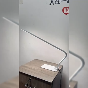 Full Spectrum Eye Care Led Desk Lamp For Children Study And Reading