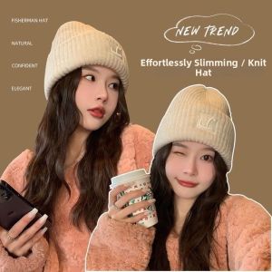 Womens Winter Knitted Hat Thickened Loose Warm Ear Protection High Top No Brim Woolen Cap Stylish Cozy Knitwear for Cold Weather