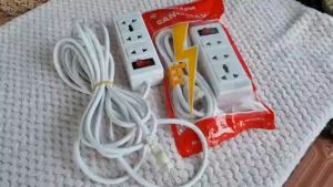 Ổ cắm điện 3 lỗ có công tắc cao cấp Sanomax dây 3 mét/ 5 mét (màu trắng - đen)