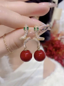 Red Pearl Snake Design Earrings for Women Unique Fashionable Jewelry Post-2024 New Year Stylish Ear Decorations