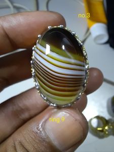 batu yaman tricolor ..[3]