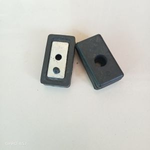 Karet Ganjal Pintu Bak Belakang Daihatsu Grand max/ L-300/T-120ss Pick Up original harga 1 pcs