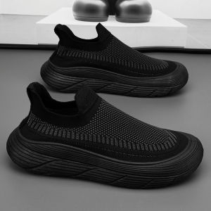 Lightweight Breathable Running Shoes for Men Summer Thin Soft Bottom Casual Sneakers Versatile Sports Shoes for Couples