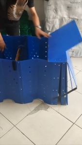 Folding Cage4 division Plastic Collapsible for Gamefowl
